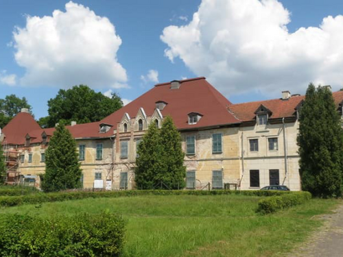 VgV Verfahren Schloss Steinort/Sztynort (PL)  - Ermittlung des noch erforderlichen Umfangs an Notsicherungsmaßnahmen sowie  Planung und Bauüberwachung Sicherung Dach Kernbau - OBJEKT- UND TRAGWERKSPLANUNG